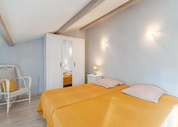 Holiday home Fleur De Thym *